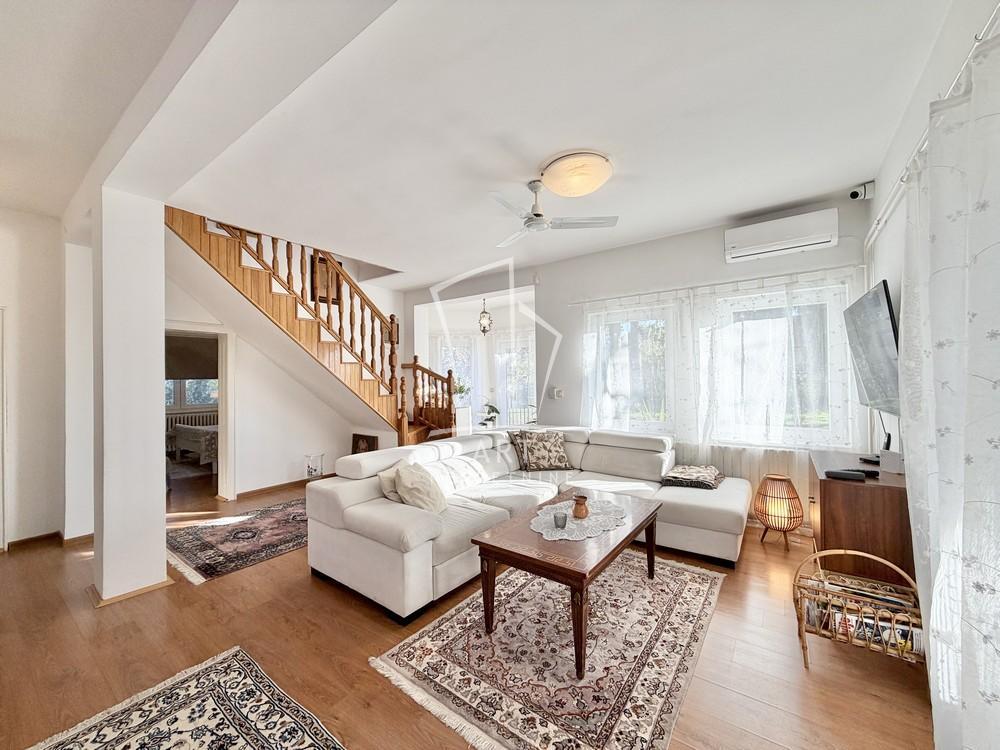 Glavna slika - Kuća na prodaju, 278m2, 520.000€