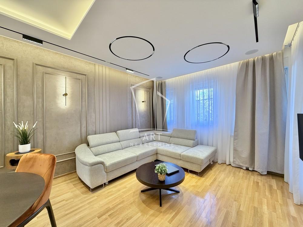 Slika 2 - Čiča Ilijina, Četvorosoban stan na prodaju, 96m2, 399.000€