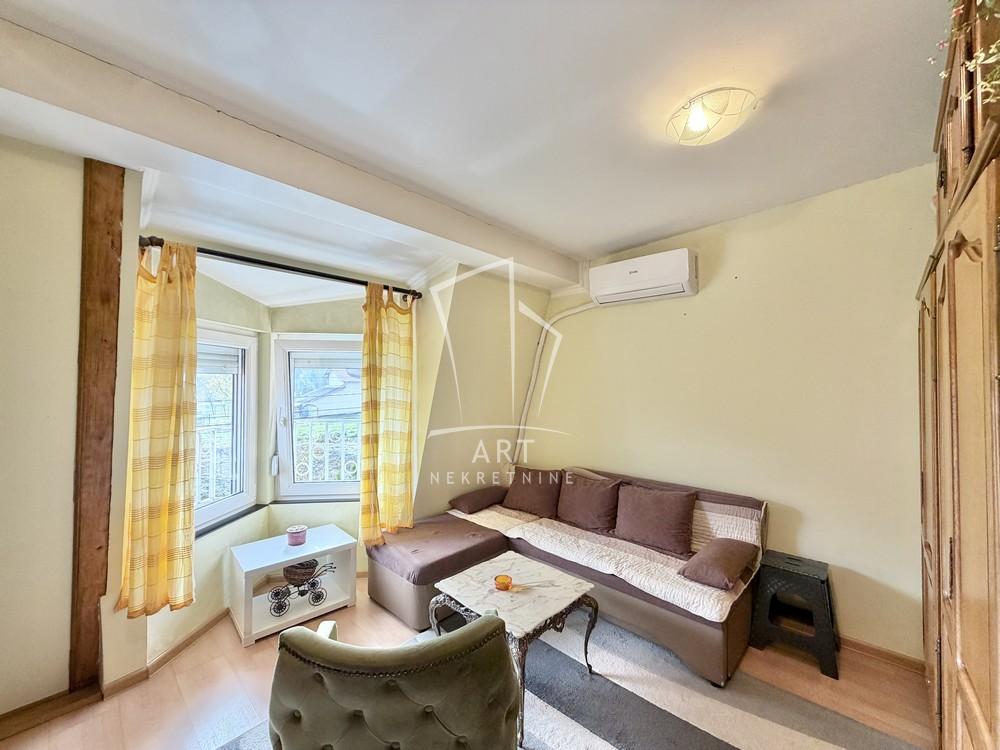 Slika 8 - Mite Stajića, Trosoban stan na prodaju, 69m2, 139.000€