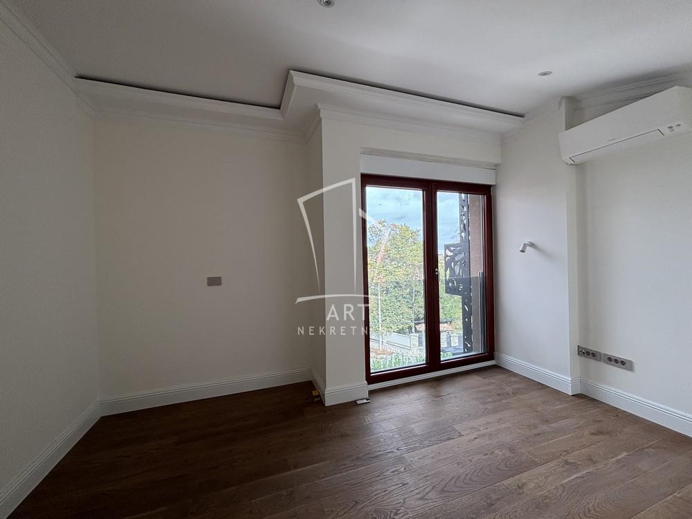 Slika 9 - Milovana Glišića,  Lokal za izdavanje, 506m2, 11.500€