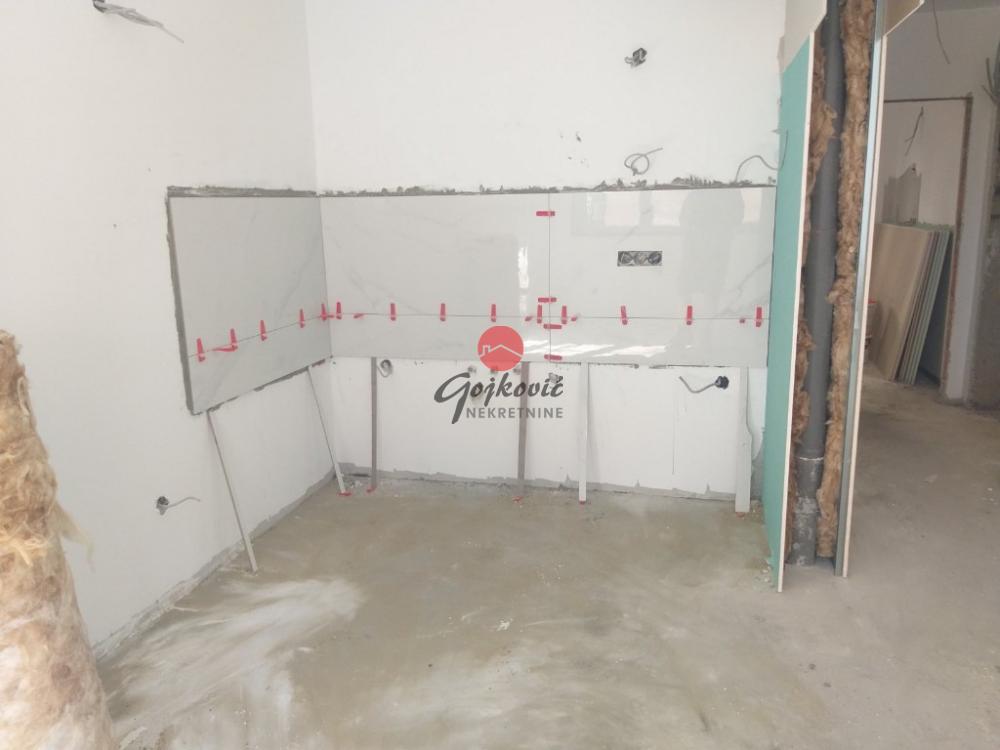 Slika 2 - Vitezova Karađorđeve Zvezde, Dvoiposoban stan na prodaju, 50m2, 120.860€