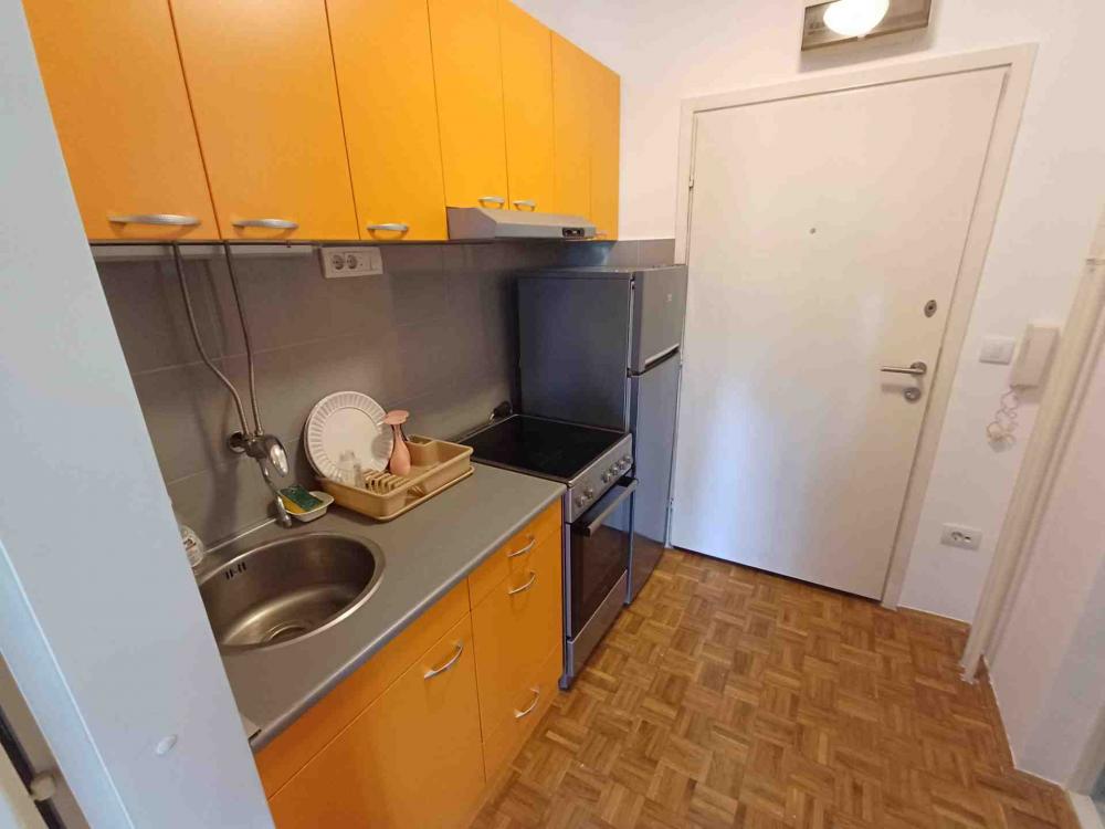 Slika 4 - Džona Kenedija, Jednosoban stan za izdavanje, 24m2, 420€