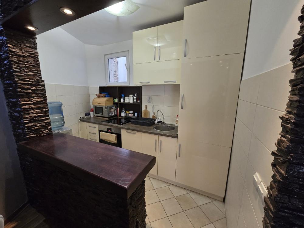 Slika 8 - Žorža Klemansoa, Dvosoban stan za izdavanje, 62m2, 1.000€