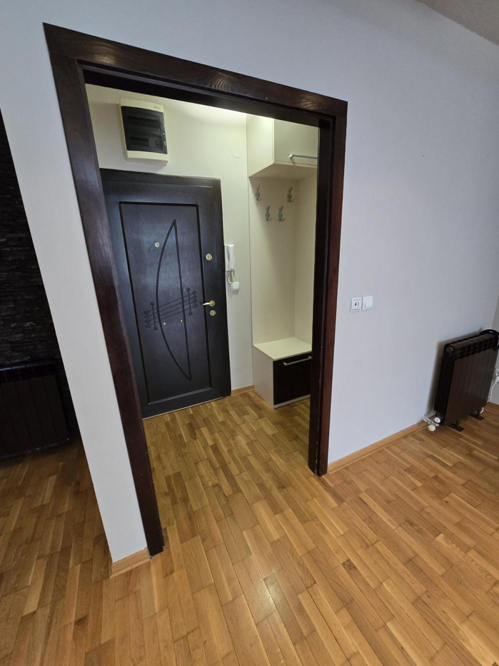 Slika 11 - Žorža Klemansoa, Dvosoban stan za izdavanje, 62m2, 1.000€