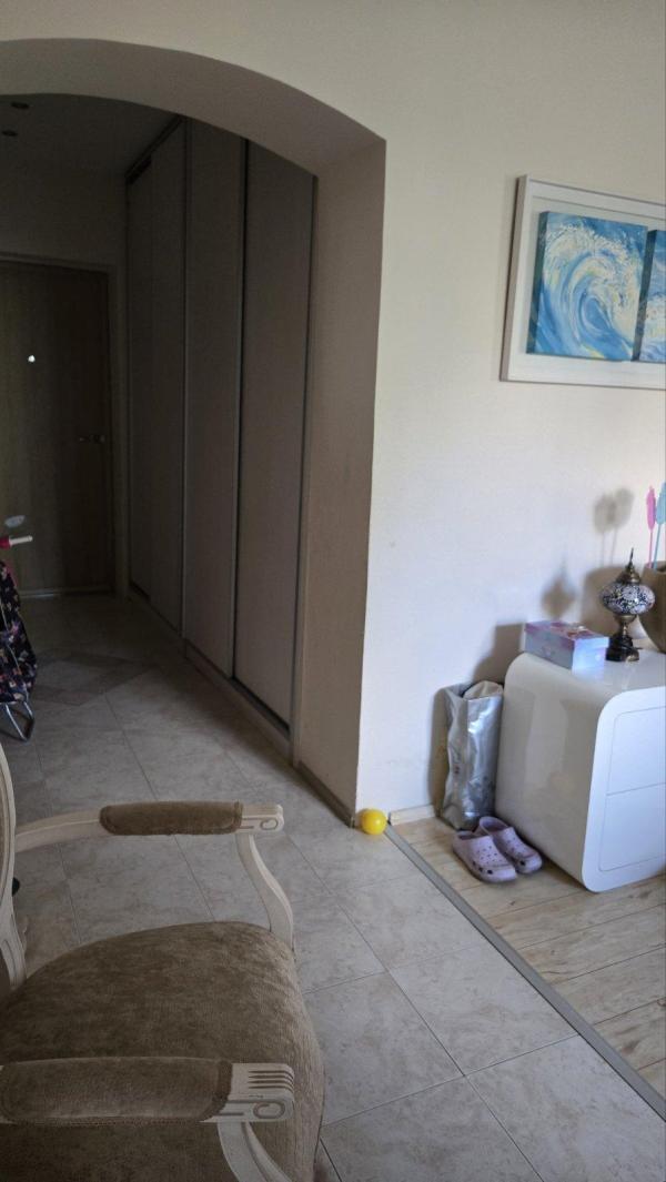 Slika 2 - Makenzijeva, Trosoban stan za izdavanje, 70m2, 1.000€