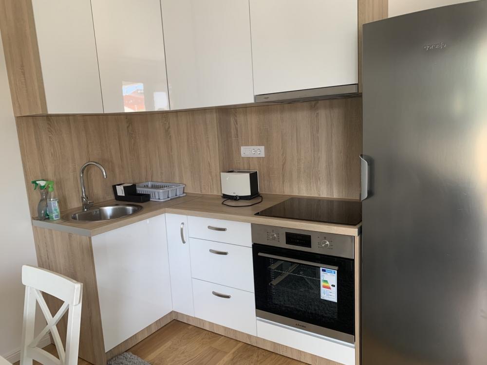 Slika 3 - Gospodara Vučića, Dvosoban stan za izdavanje, 61m2, 1.000€