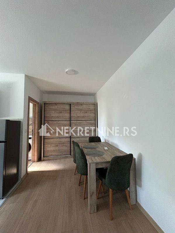 Slika 2 - Sterijina, Trosoban stan za izdavanje, 50m2, 600€