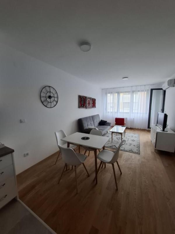 Slika 2 - Jednoiposoban stan za izdavanje, 45m2, 350€