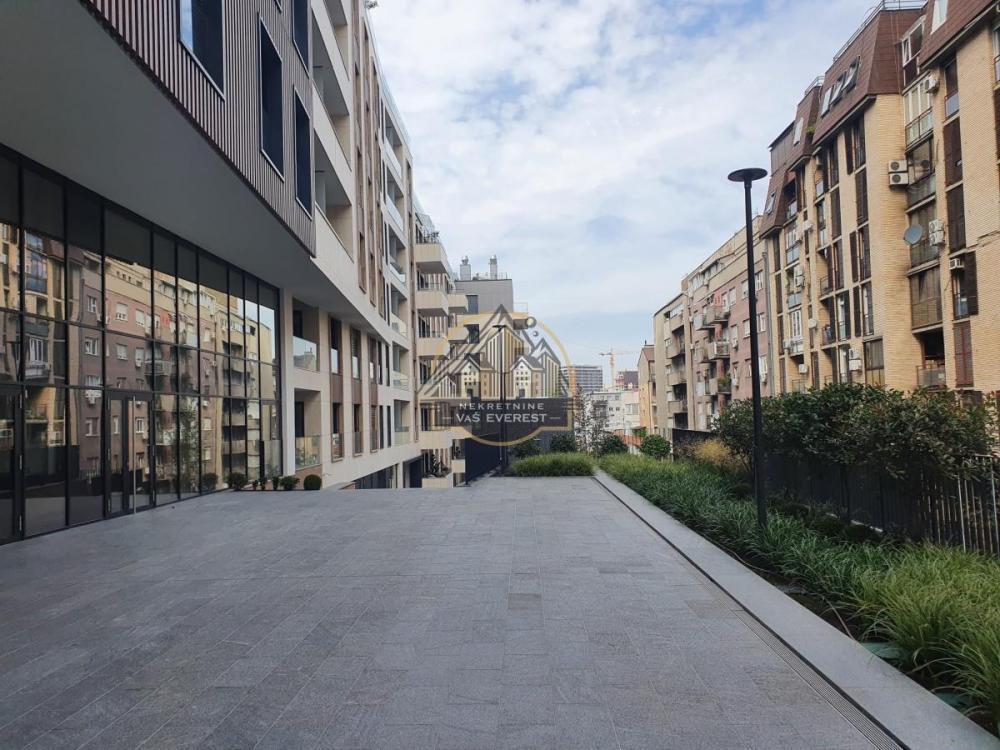 Glavna slika -Dvosoban stan za izdavanje, 67m2, 1.600€