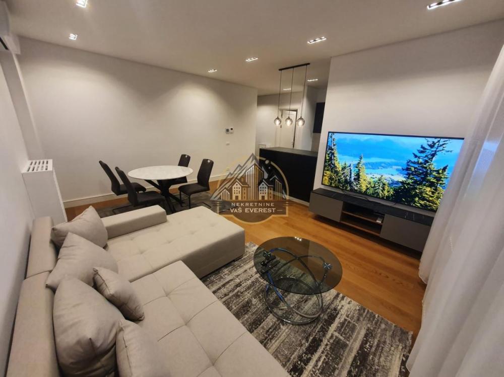 Slika 1 - Dvosoban stan za izdavanje, 67m2, 1.600€