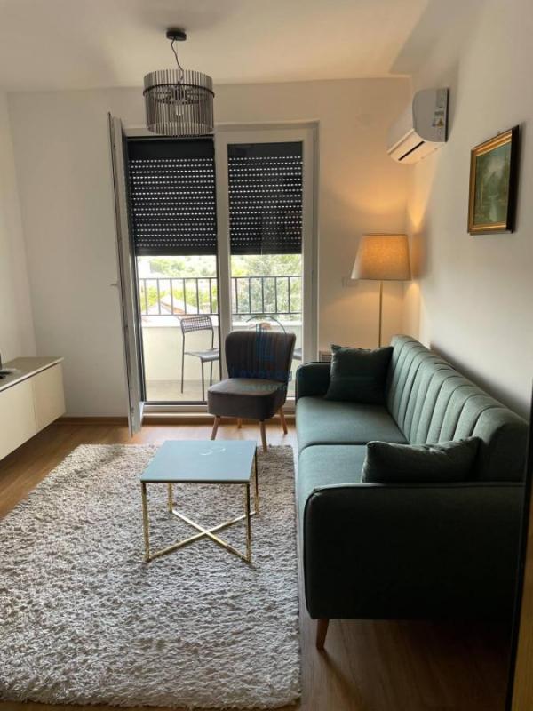 Slika 5 - Jednoiposoban stan za izdavanje, 36m2, 450€