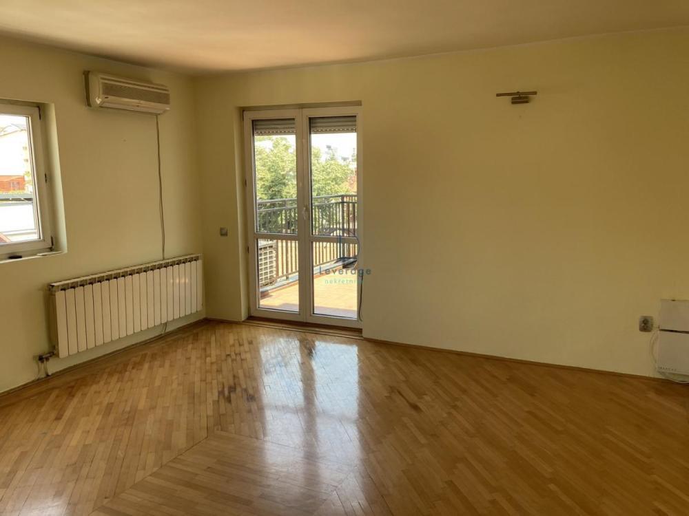 Slika 2 - Hadži Milentijeva, Trosoban stan na prodaju, 100m2, 330.000€