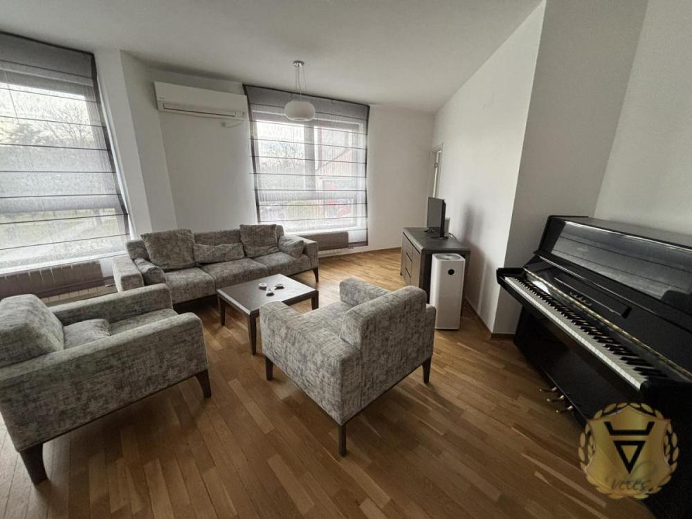 Slika 1 - Dvoiposoban stan za izdavanje, 75m2, 1.300€