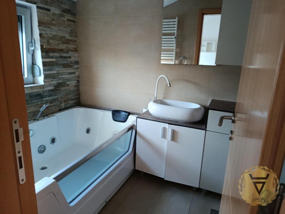 Slika 8 - Trosoban stan za izdavanje, 68m2, 1.150€