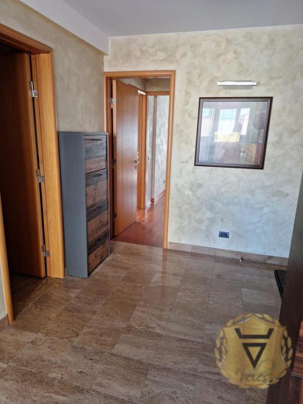 Slika 9 - Trosoban stan za izdavanje, 90m2, 1.500€