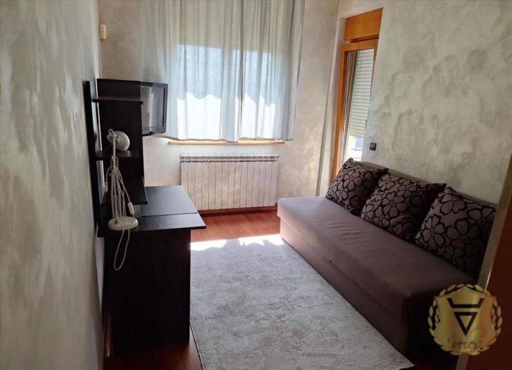 Slika 10 - Trosoban stan za izdavanje, 90m2, 1.500€