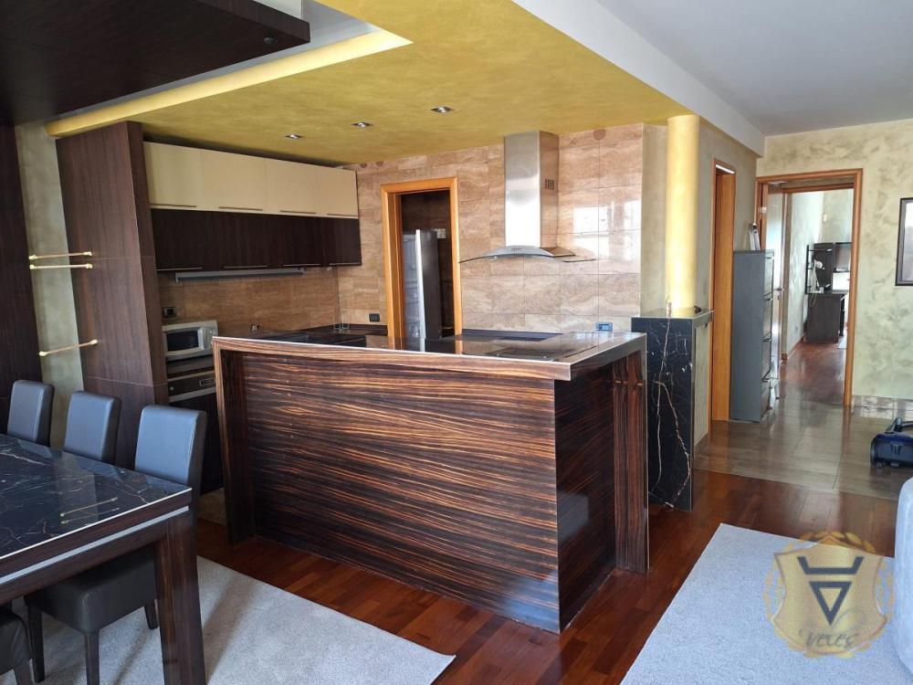 Slika 2 - Trosoban stan za izdavanje, 90m2, 1.500€