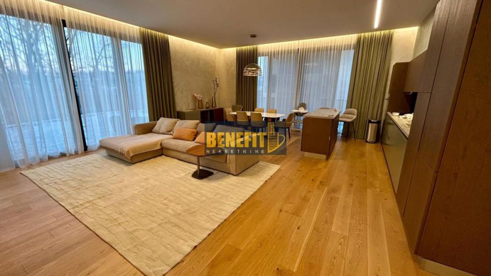 Slika 1 - Četvorosoban stan na prodaju, 122m2, 620.000€