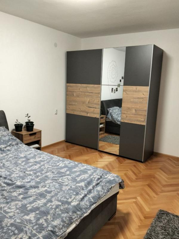 Slika 3 - Svetosavski park, Dvosoban stan za izdavanje, 60m2, 400€