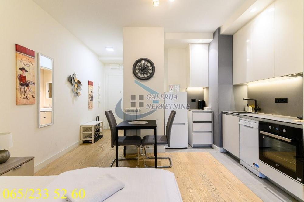 Glavna slika -Bulevar Vudroa Vilsona,  Stan na prodaju, 28m2, 165.000€