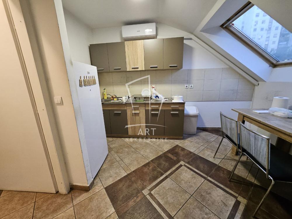 Slika 9 - Japanska,  Lokal za izdavanje, 230m2, 2.300€