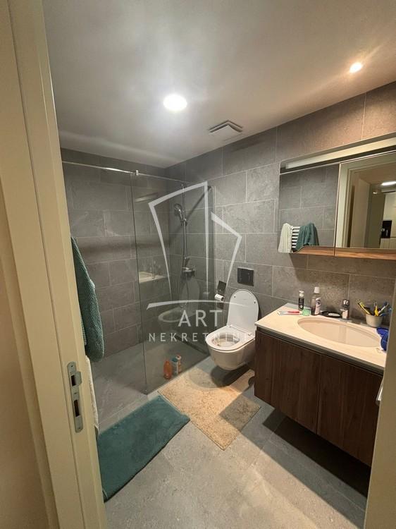 Slika 9 - Luke Ćelovića Trebinjca, Trosoban stan za izdavanje, 73m2, 1.300€