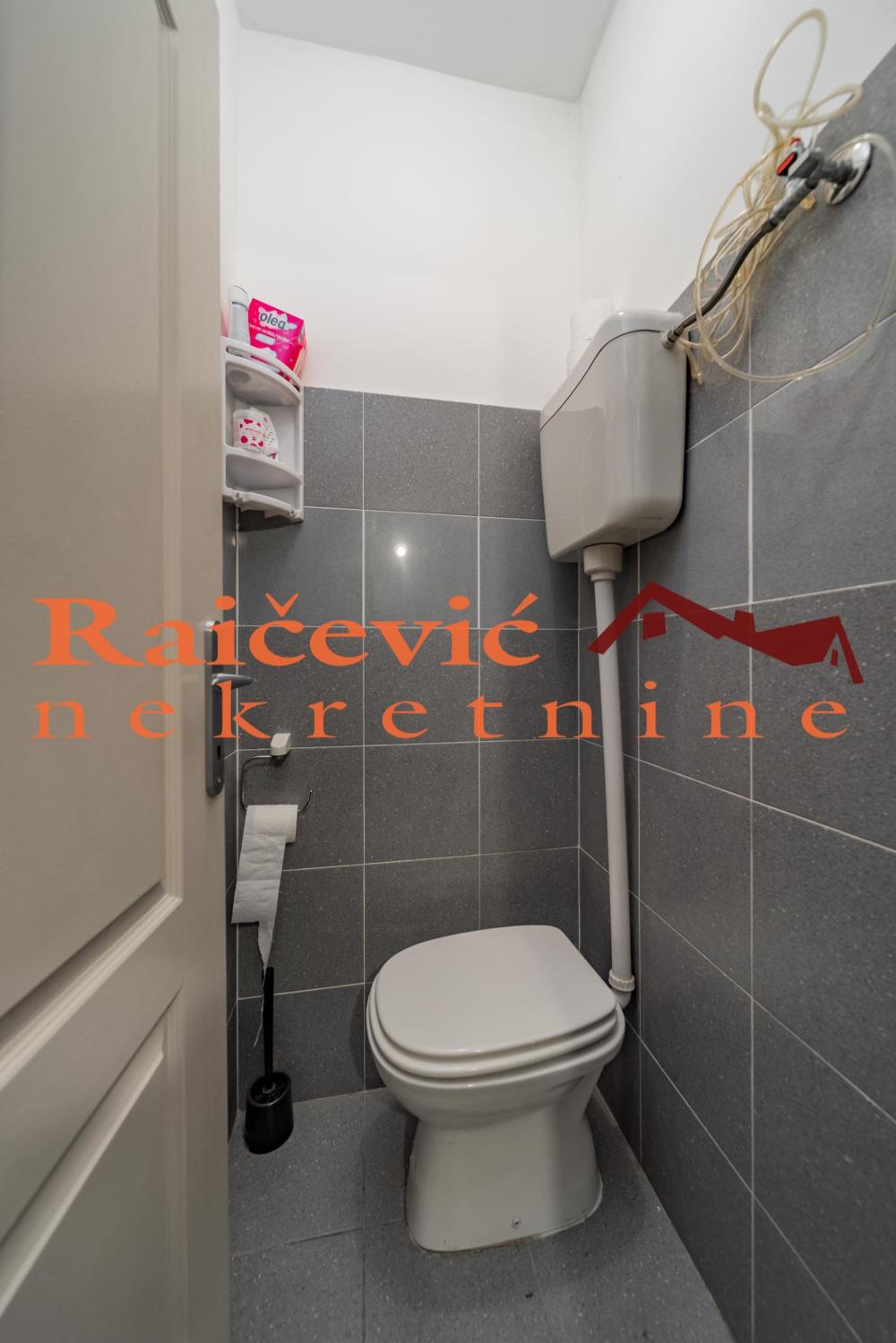 Slika 6 - Bulevar kralja Aleksandra,  Lokal na prodaju, 39m2, 150.000€