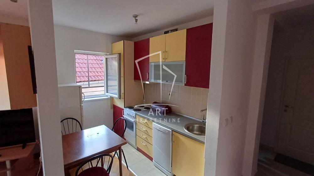 Slika 1 - Vitezova Karađorđeve Zvezde, Dvosoban stan za izdavanje, 47m2, 420€