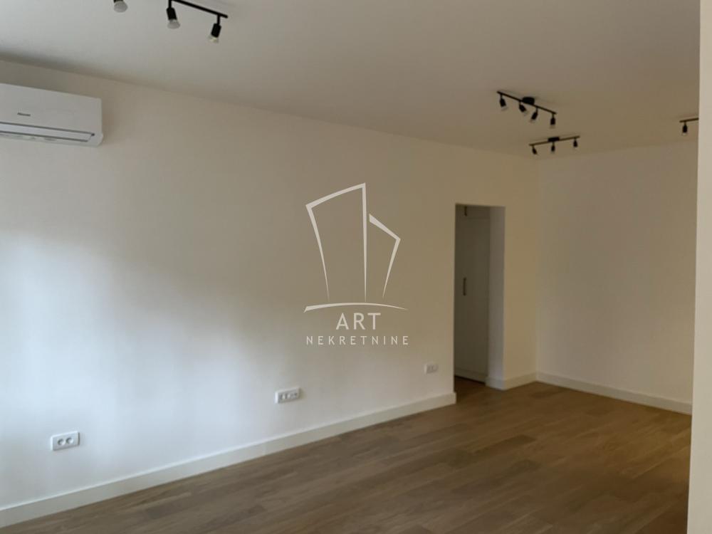 Slika 1 - Blagoja Parovića, Dvosoban stan za izdavanje, 46m2, 590€