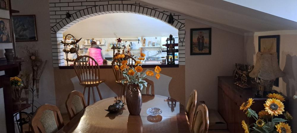 Slika 4 - Omladinska,  Kuća na prodaju, 300m2, 205.000€