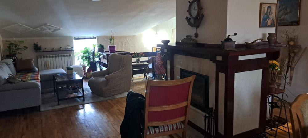 Glavna slika -Omladinska,  Kuća na prodaju, 300m2, 205.000€