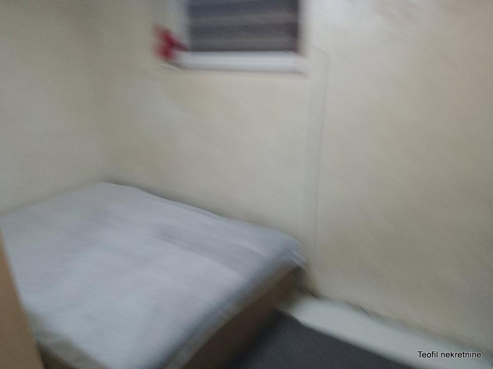 Slika 2 - Slobode Trajković, Jednoiposoban stan za izdavanje, 40m2, 400€