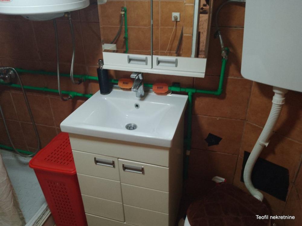 Slika 3 - Slobode Trajković, Jednoiposoban stan za izdavanje, 40m2, 400€