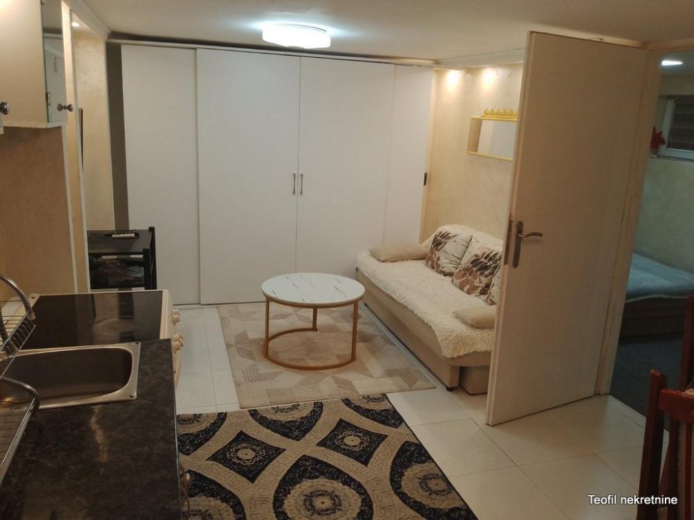 Glavna slika -Slobode Trajković, Jednoiposoban stan za izdavanje, 40m2, 400€