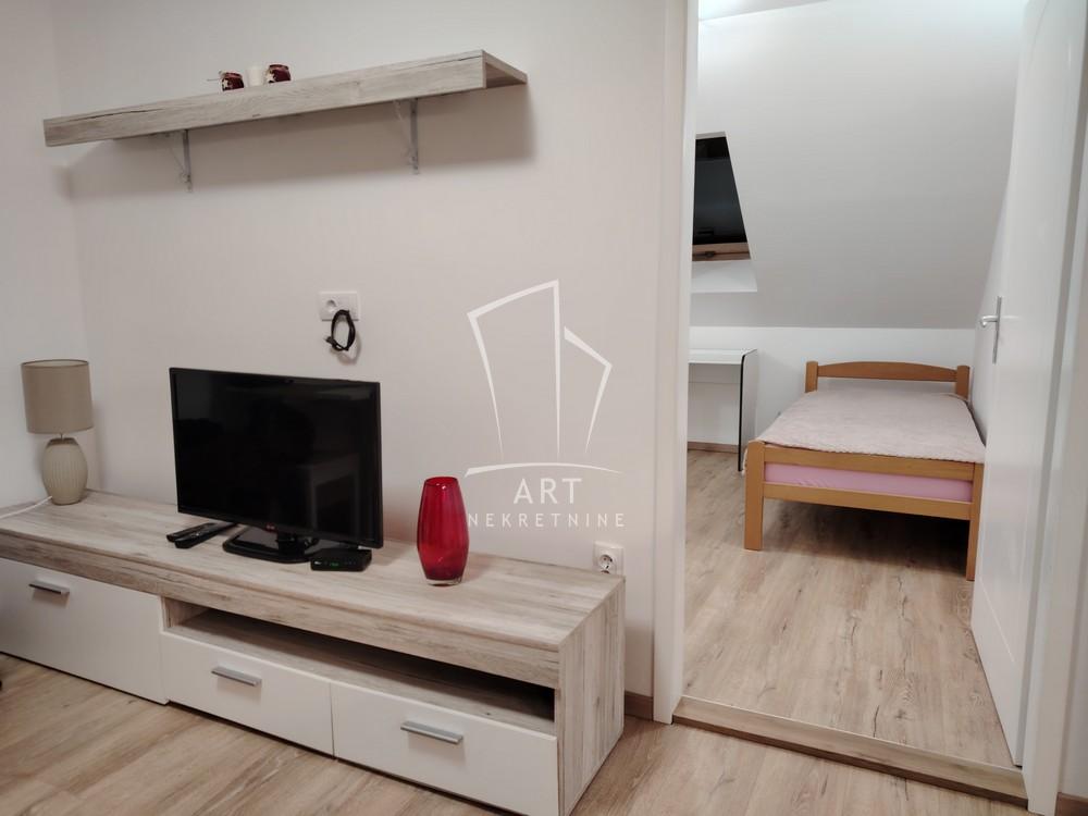 Slika 2 - Koste Trifkovića, Dvosoban stan za izdavanje, 53m2, 500€