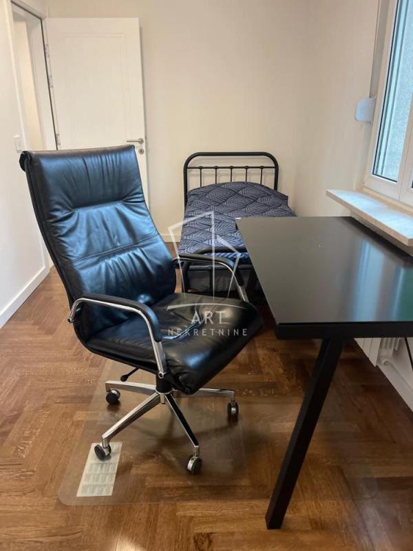 Slika 7 - Vase Pelagića, Četvorosoban stan za izdavanje, 83m2, 1.200€