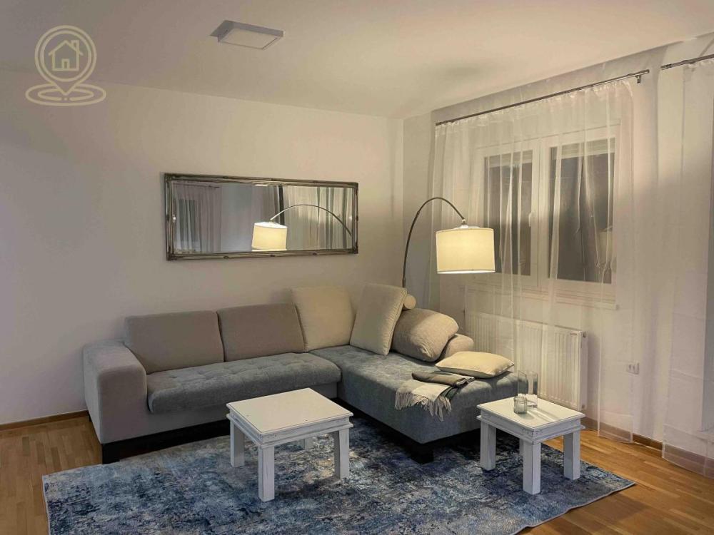 Glavna slika -Petosoban stan za izdavanje, 100m2, 1.400€