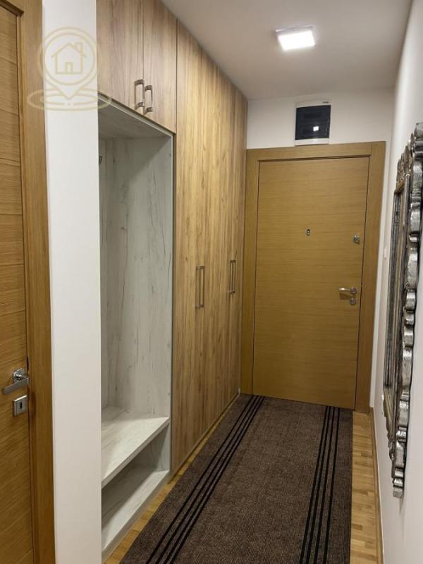 Slika 11 - Petosoban stan za izdavanje, 100m2, 1.400€