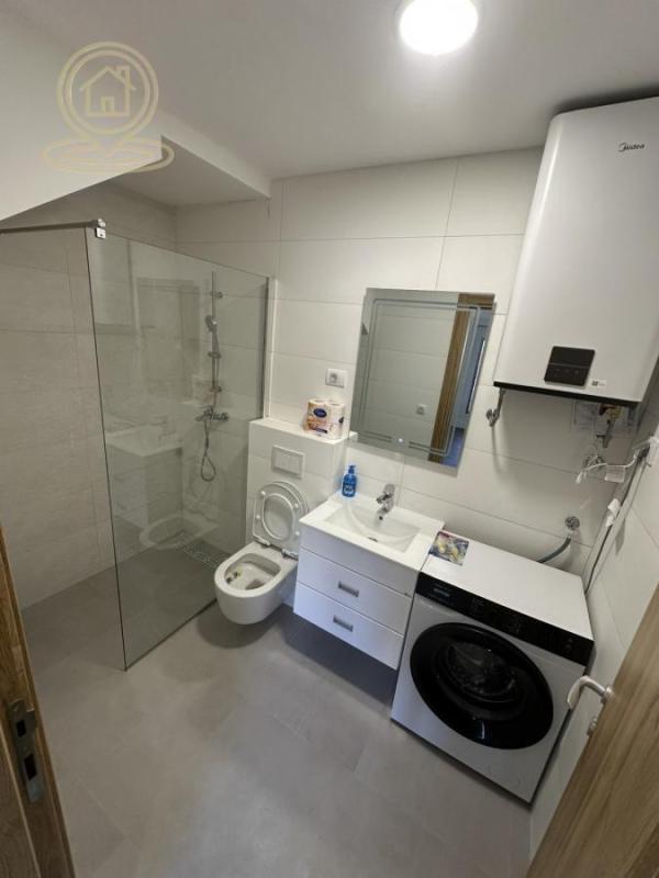 Slika 8 - Jednoiposoban stan na prodaju, 42m2, 108.000€