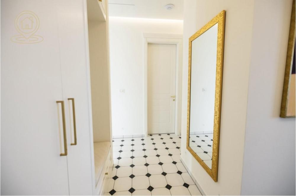 Slika 7 - Četvorosoban stan za izdavanje, 135m2, 2.000€