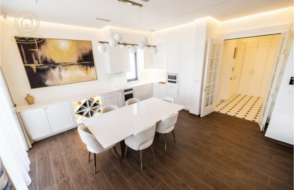 Slika 5 - Četvorosoban stan za izdavanje, 135m2, 2.000€