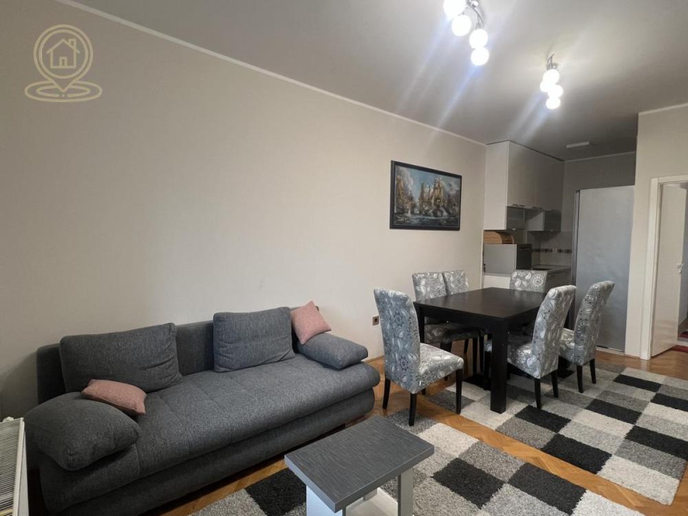 Glavna slika -Dvosoban stan za izdavanje, 51m2, 450€