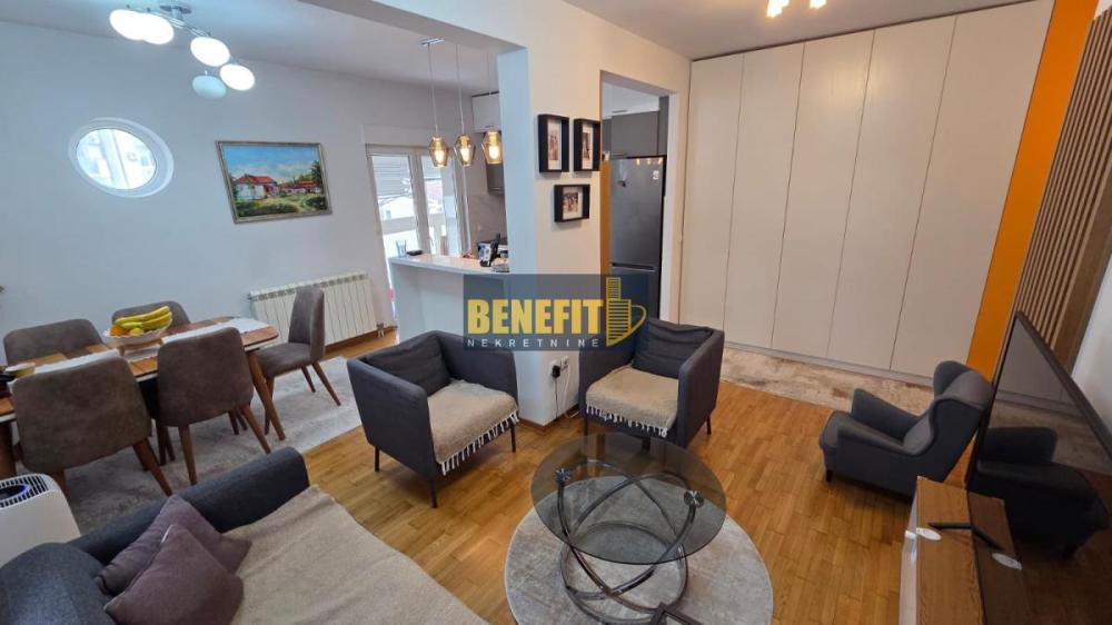 Slika 1 - Trosoban stan za izdavanje, 72m2, 880€