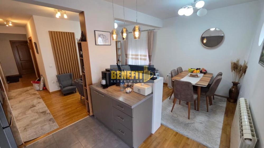 Slika 6 - Trosoban stan za izdavanje, 72m2, 880€