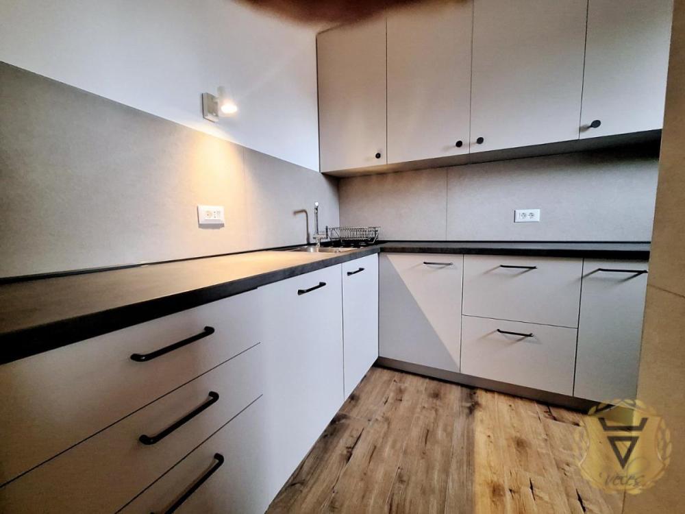 Slika 4 - Trosoban stan za izdavanje, 77m2, 1.300€