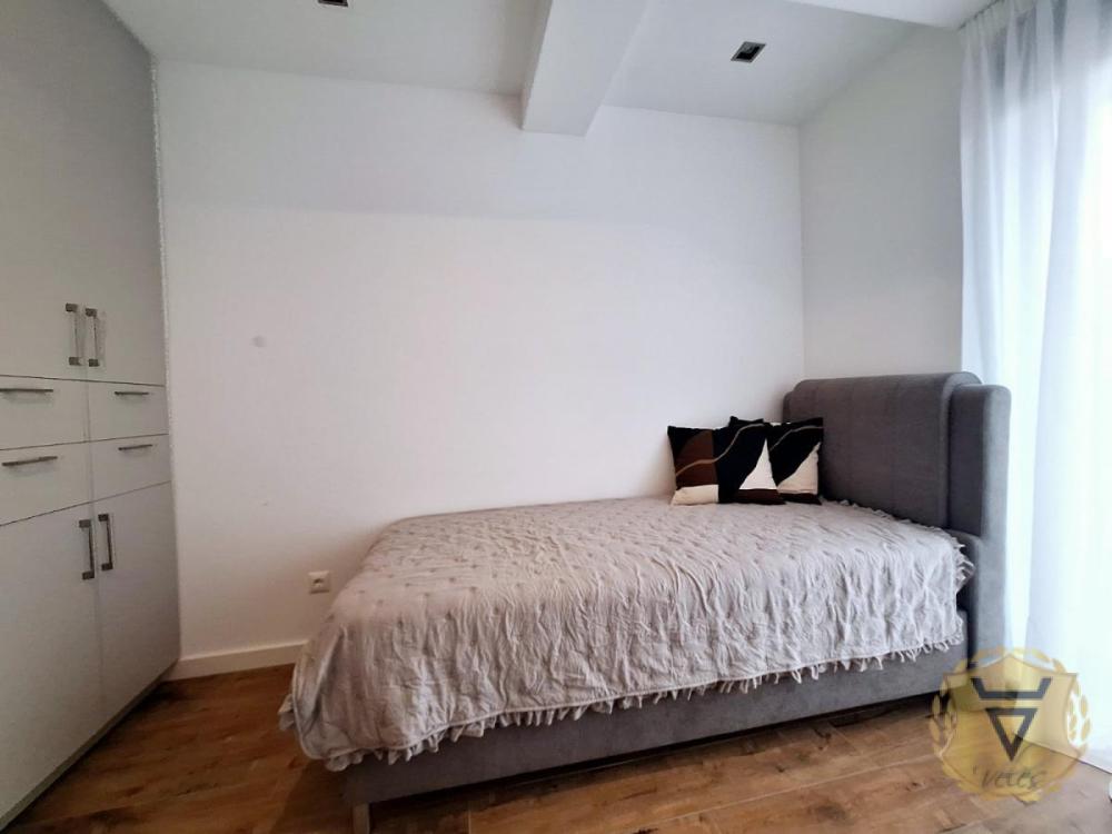 Slika 7 - Trosoban stan za izdavanje, 77m2, 1.300€