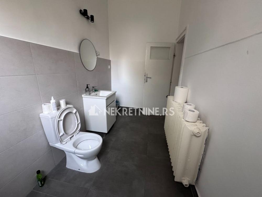 Slika 10 - Stojana Novakovića, Četvorosoban stan za izdavanje, 100m2, 1.350€