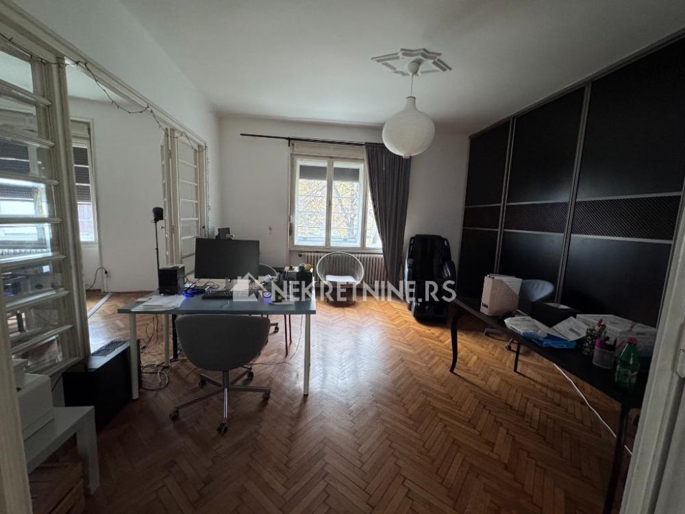 Slika 5 - Stojana Novakovića, Četvorosoban stan za izdavanje, 100m2, 1.350€