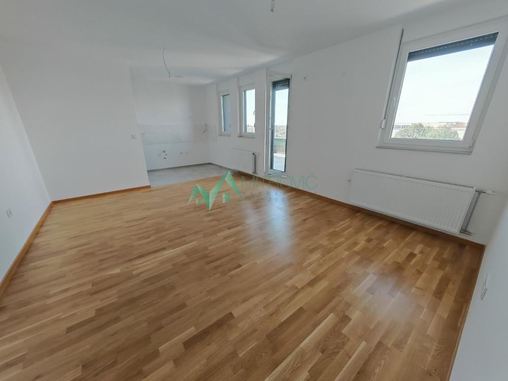 Glavna slika -Troiposoban stan na prodaju, 131m2, 206.000€