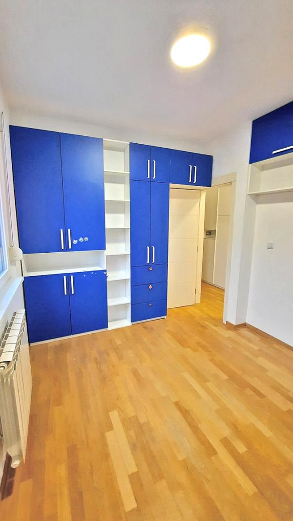 Slika 5 - Paunova, Trosoban stan na prodaju, 65m2, 205.000€